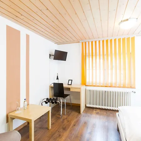 Ziegelhuesi Hotel, Stettlen Bei Bern